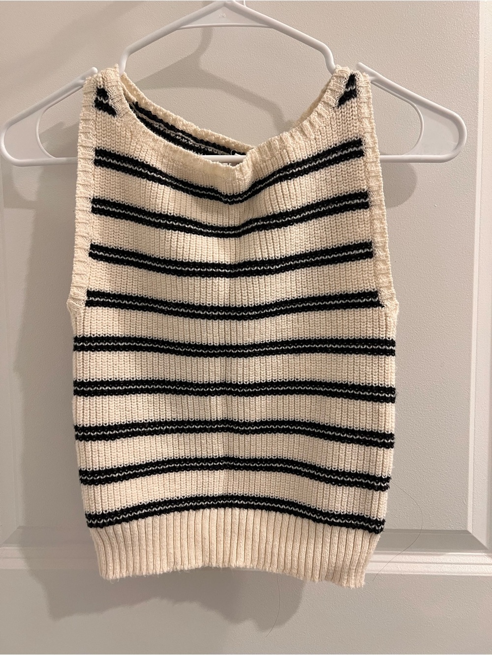 Song of Style Striped V-Neck Sweater Tank - Cream & Black